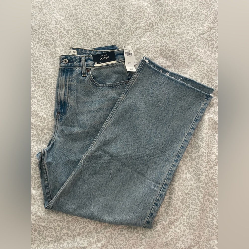 NWT Abercrombie and Fitch High Rise Loose Jeans